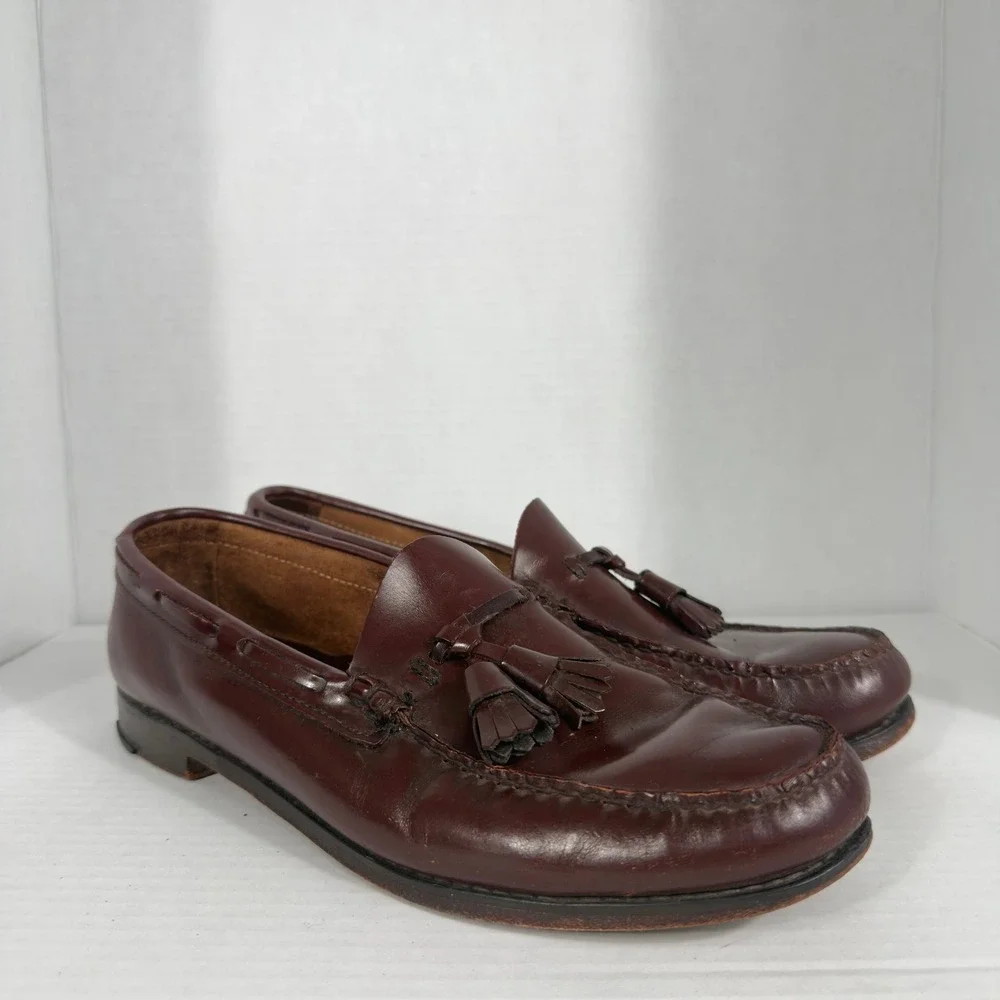 G.H. Bass Wilton Tassel Loafers Mens 8 Burgundy Leather Preppy Dress Shoes